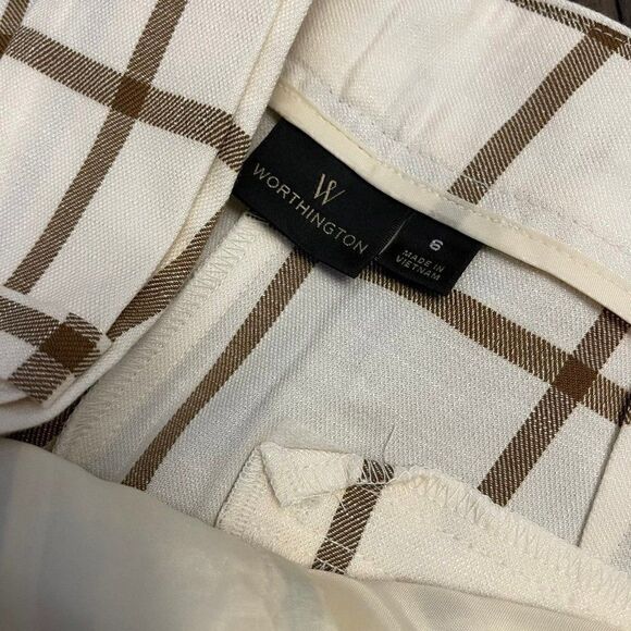 High-Rise Midi Dress Shorts - Picture 7 of 10